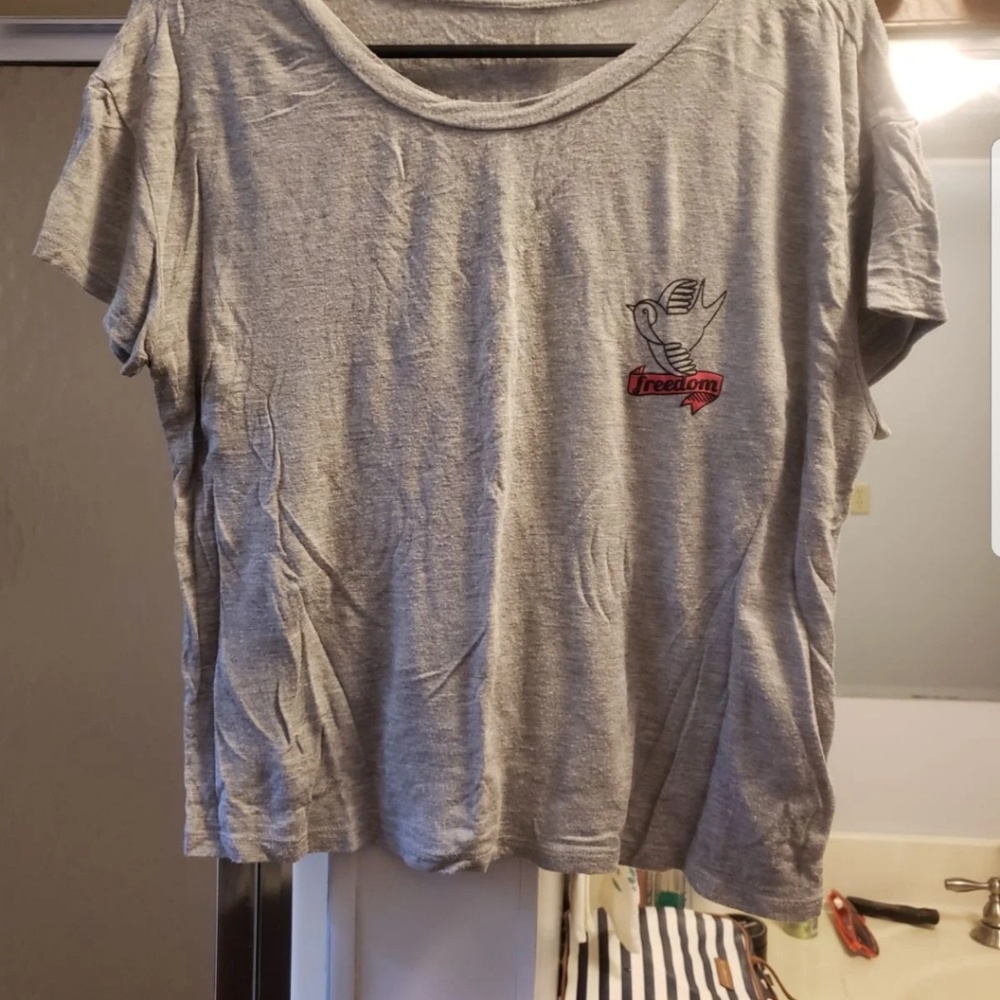 Scoop neck crop top